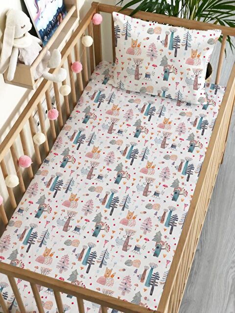 Evmila Yılbaşı Tema Hayvan Desen Baskılı Bebek Boy Lastikli Çarşaf Seti 60x120 cm - S000089296-23173