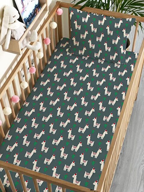 Evmila Yılbaşı Tema Hayvan Desen Baskılı Bebek Boy Lastikli Çarşaf Seti 60x120 cm - S000089297-23173