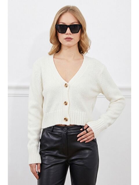 Fullamoda Düğmeli V Yaka Triko Hırka