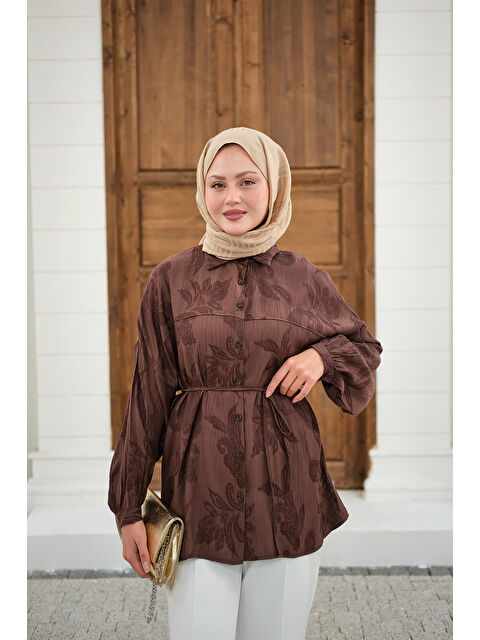 Locco Moda Kadın Yaprak Desen Bel Bağlamalı Gömlek Kahverengi