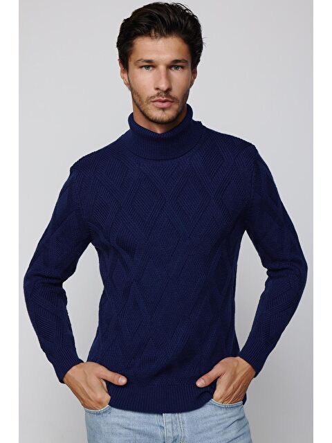 TUDORS Slim Fit Dar Kesim Tam Balıkçı Yaka Desenli Sax Mavi Erkek Triko Triko Kazak