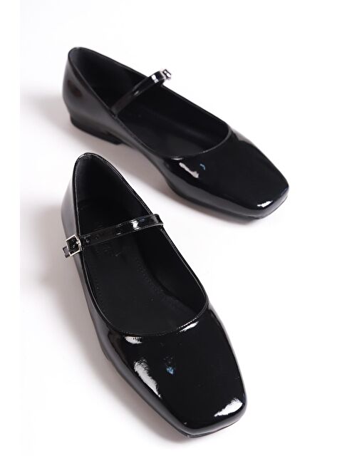 Capone Outfitters Küt Burunlu Bantlı Kadın Babet - S000096068-19351