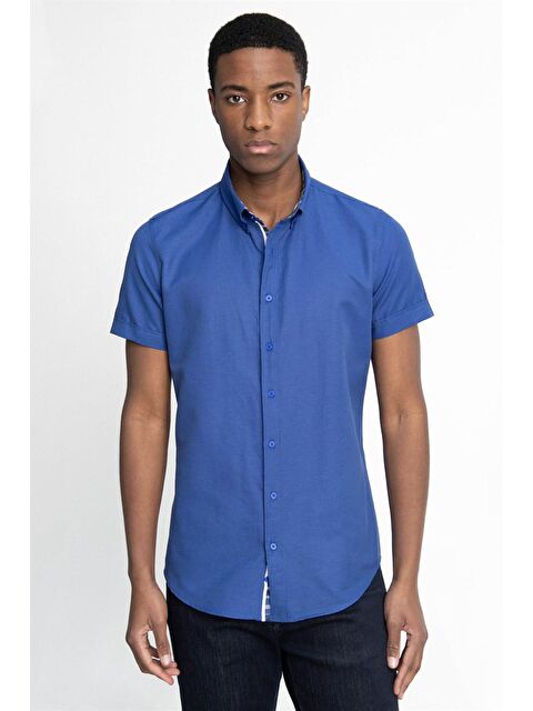 TUDORS Slim Fit Kısa Kol Düğmeli Yaka Poplin Oxford Erkek Gömlek