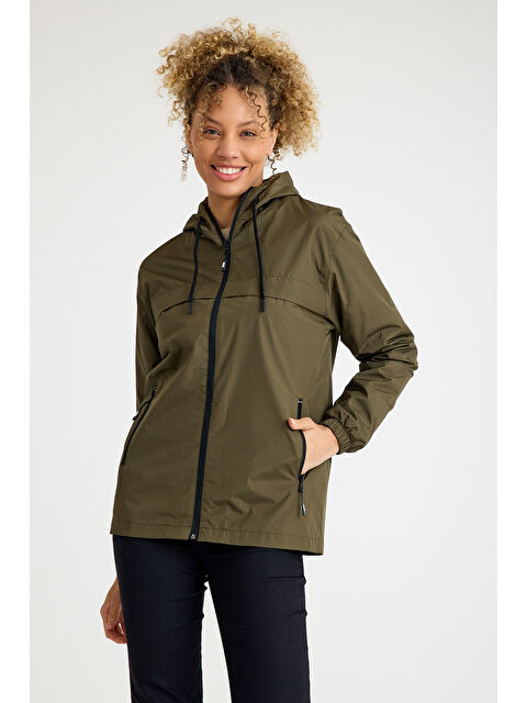 Comstar Kadın Içi Astarlı Suya Dayanıklı Kapüşonlu Cepli Yağmurluk - S000251626-18547