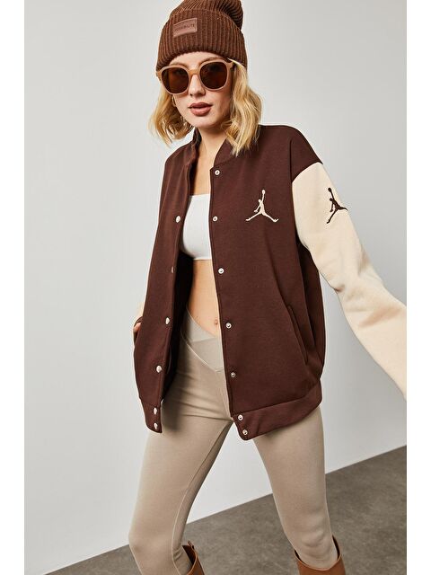 Xhan Kahverengi Nakış Detaylı Kolej Sweatshirt 1KXK8-45573-18 - S000106676-19413