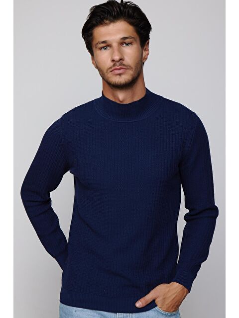 TUDORS Slim Fit Yarım Balıkçı Yaka Tüylenme Yapmayan Lacivert Erkek Triko Kazak