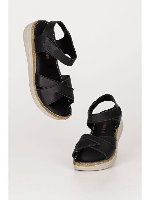 GÖNDERİ(R) Hakiki Deri Dolgu Taban Kadın Sandalet 42235