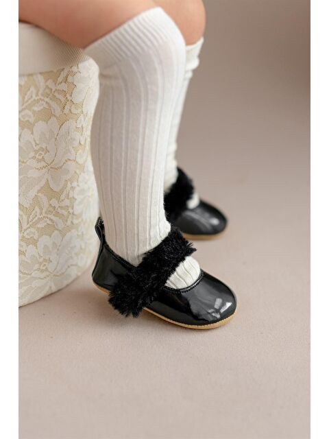 First Step Siyah Tüylü Cırt Cırtlı Rugan Kız Bebek Babet Patik Yürüme Öncesi-G-2355 - S000053864-19351