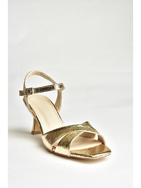 Fox Shoes U5695213 Altın Kadın Topuklu Ayakkabı - S000369019-20076