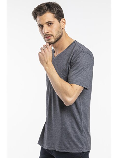 Süperlife V Yaka Slim Fit Brooklyn Baskılı Kısa Kollu Erkek Tişört SPR 265 - S000013691-29396