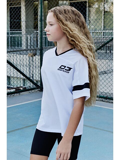 Tommylife Beyaz-Siyah V Yaka Kemer Detaylı Standart Fit Performans Kız Çocuk Tayt Takım - 75187 - S000387253-37246