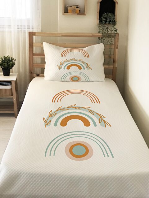 Evmila Desenli Baskılı Çocuk Tek Kişilik Pike Takımı Beyaz - S000041055-23173