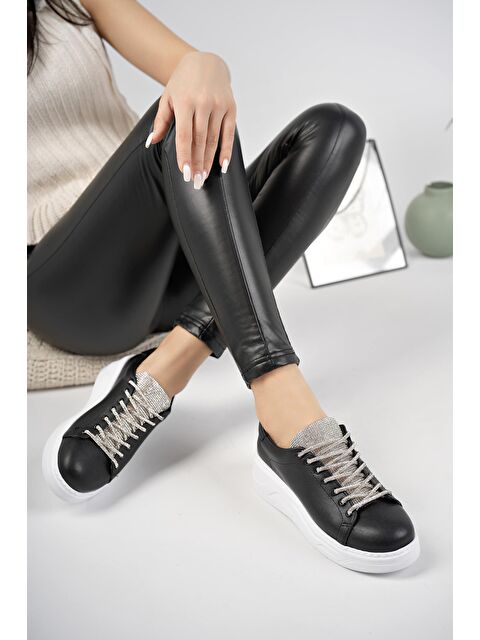 Muggo Reina Kadın  Günlük Yürüyüş Rahat ve Tarz Kalın Taban Bağcıklı Sneaker Spor Ayakkabı - S000024524-19351