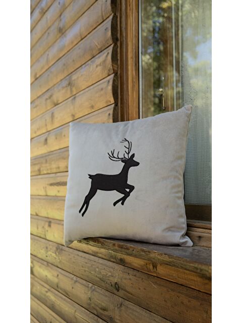 Asdiva Yılbaşı Kırlent Kılıfı Bej Zemin Geyik  Desenli  Yeni Yıl  43x43 - S000347709-6421