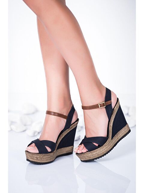 Fox Shoes 9674070905 Lacivert Dolgu Taban Kadın Ayakkabı - S000051702-21164