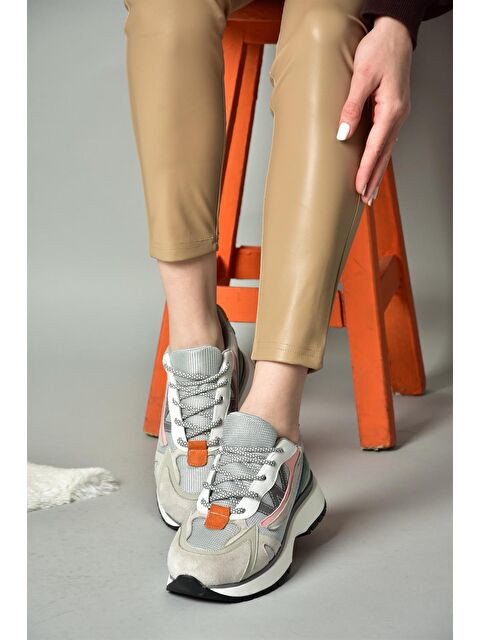 Fox Shoes R3125110 Gri Kadın Sneaker