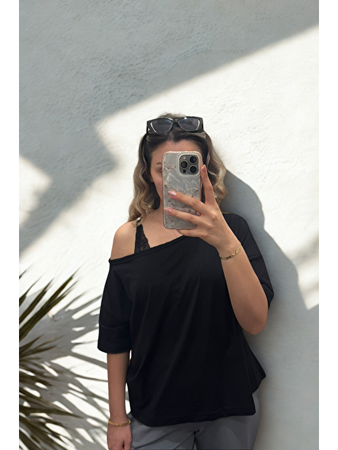 Tarz Cool Kadın Düşük Omuz Kayık Yaka Oversize T-Shirt - S000399614-19351