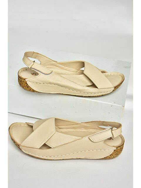 Fox Shoes U5550610 Bej Kadın Sandalet - S000369357-19928