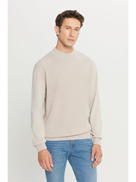 AC&Co / Altınyıldız Classics Erkek Bej Standart Fit Normal Kesim Yarım Balıkçı Yaka Pamuklu Triko - S000394381-19928