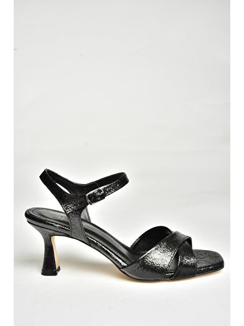 Fox Shoes U5695213 Siyah Kadın Topuklu Ayakkabı - S000369019-19351
