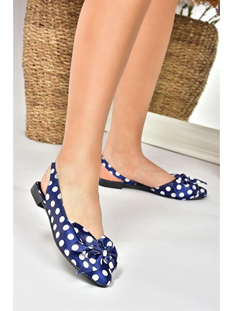 Fox Shoes Lacivert/Beyaz Saten Kumaş Puantiyeli Kadın Babet H726809004 - S000031749-37341