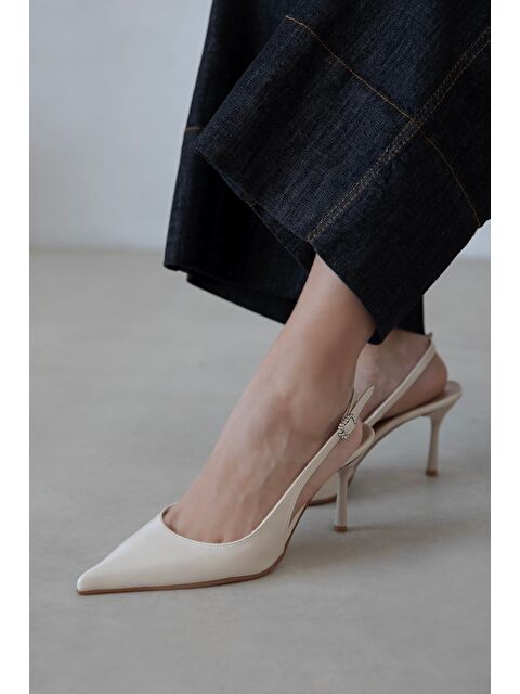 Straswans Elsa Kadın Topuklu Kırışık Deri Ayakkabı Krem