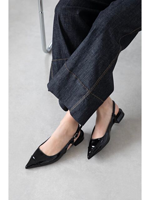 Straswans Hubert Kadın Topuklu Rugan Ayakkabı Siyah