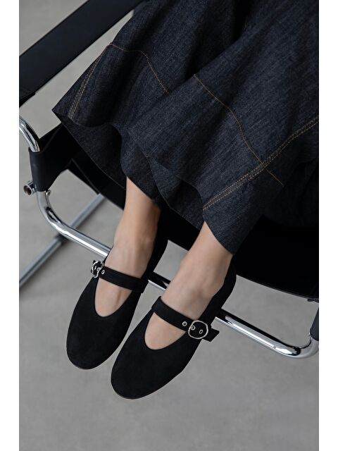 Straswans Paula Kadın Kemer Detay Süet Babet Siyah