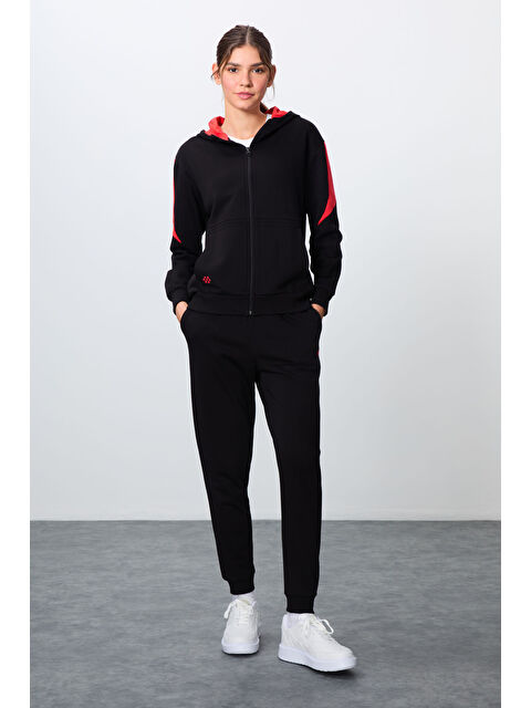 Tommylife Siyah Kompakt Pamuklu Kalın Pürüzsüz Dokulu Kapüşonlu Oversize Fit Kadın Eşofman Takım   95343 - S000331901-19351