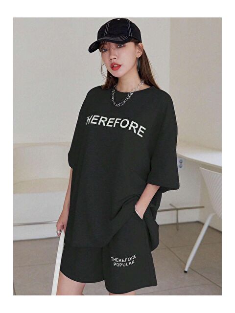 Trendseninle Kadın Siyah Therefore Baskılı Oversize Şortlu Takım - S000160825-1720
