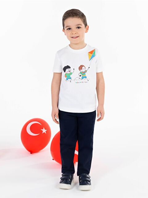 Civil Boys Yaşasın 23 Nisan Uçurtma Baskılı 3-7 Yaş Tişört - S000368075-20063