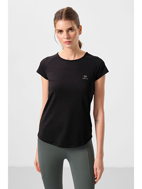 Tommylife Siyah Sırt Pencereli Kısa Kol Standart Kalıp O Yaka Kadın Tişört - 97101 - S000032338-19351