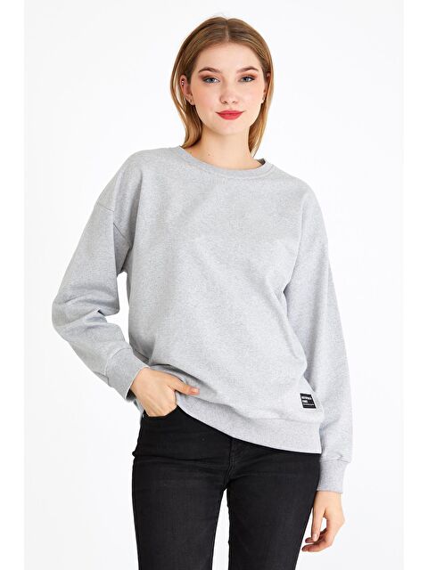 Mmetalic Kadın Gri Renk Basic Bisiklet Yaka Sweatshirt - S000237853-20600