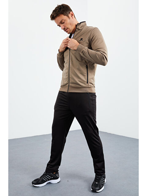 Tommylife Camel - Siyah Dik Yaka Fermuarlı Standart Kalıp Klasik Paça Erkek Eşofman Takımı  - 85162 - S000160179-37262