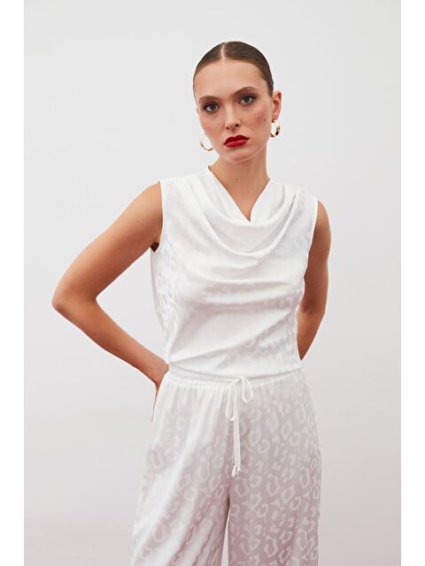 SATEEN Degaje Yaka Kolsuz Bluz - Ekru - S000323445-19965