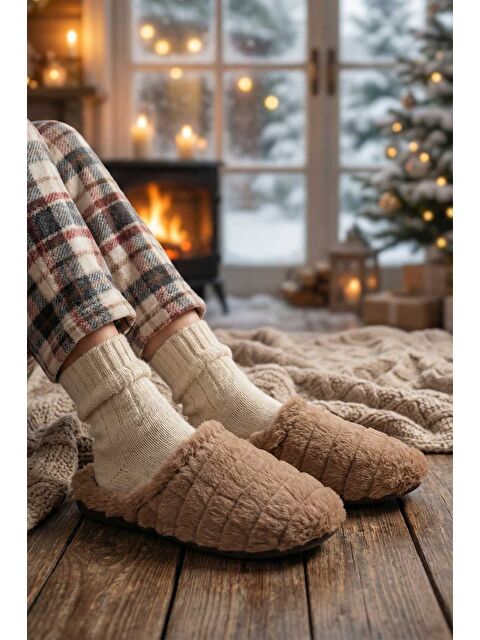 Gezer Kadın Kışlık Rahat Taban Ev Bahçe Terlik - S000291654-19413