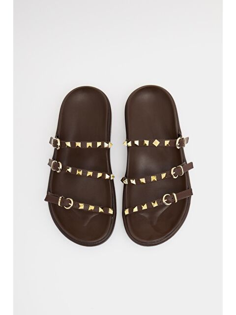 MADAMRA Gold Zımba Detaylı Trend Terlik Kahverengi - S000452270-19413