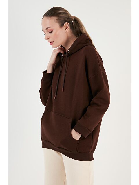 Lela Regular Fit Pamuklu Kapüşonlu Yaka Şardonlu Kışlık Sweat 5863854 - S000000180-19413