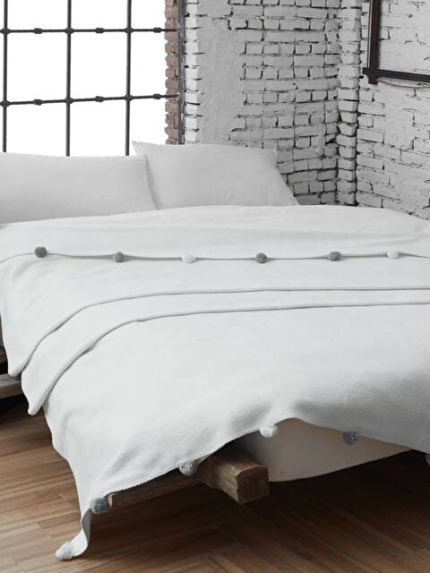 Dolce Bonita Home Çift Kişilik Ponponlu Pike Battaniye 200x220 Krem - S000115231-19966