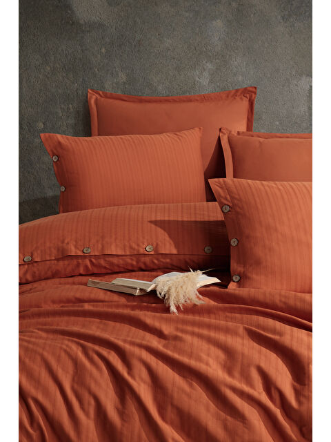 Nordqueen %100 Pamuk Çift Kişilik Düğmeli Nevresim Seti Arsida Kiremit - S000059719-18657