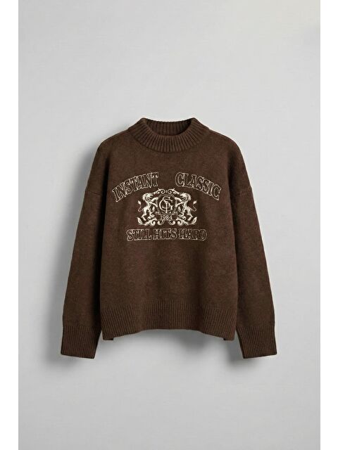 Abluka Online Erkek Oversize Bisiklet Yaka Nakışlı Triko Kazak Kahve - S000457373-19413