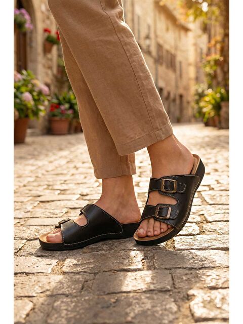 Gezer Yazlık Rahat Taban İki Toka Ayarlanabilir Suni Deri Günlük Kadın Terlik - S000205733-19351