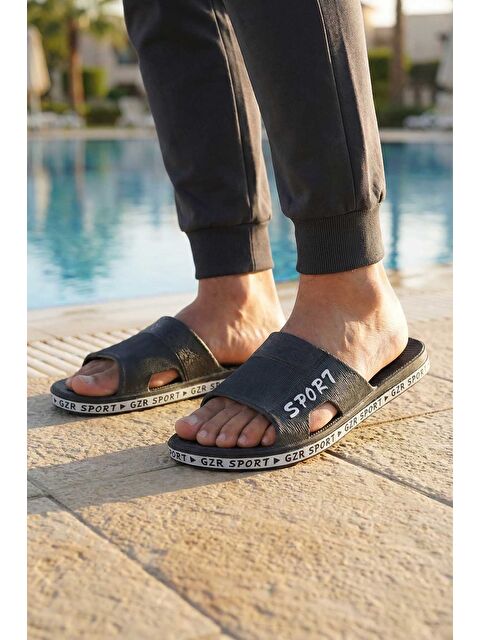 Gezer Yazlık Kaydırmaz Taban Erkek Terlik