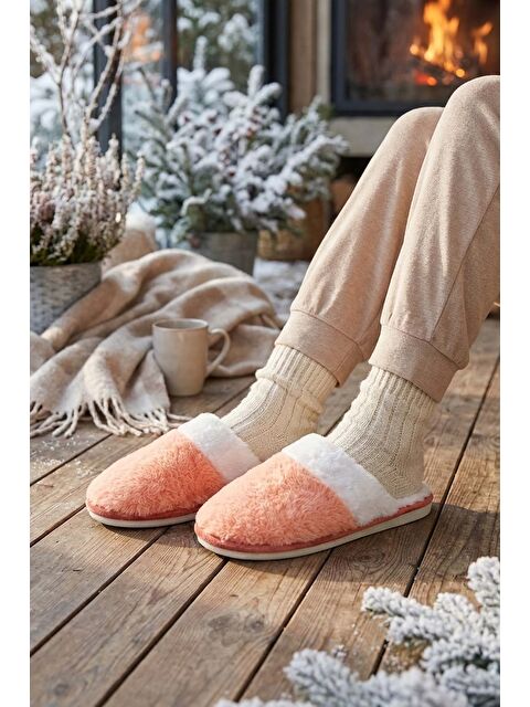 Gezer Kışlık Ev İçi Pelüşlü Kadın Terlik - S000181184-20013