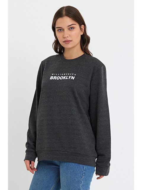 Süperlife Kadın Bisiklet Yaka Oversize Fit Brooklyn Baskılı İnce Sweatshirt SPR23SWK330 - S000015790-29666