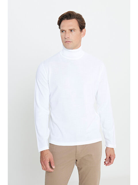 AC&Co / Altınyıldız Classics Erkek Ekru Standart Fit Normal Kesim Tam Balıkçı Yaka Triko Kazak - S000394397-19965