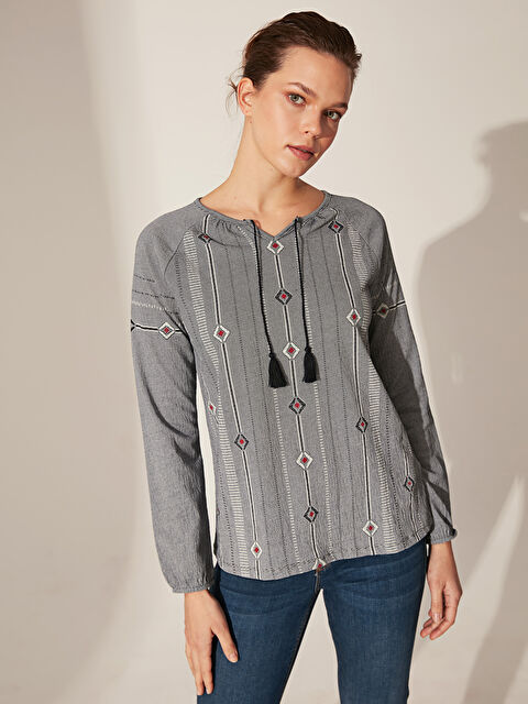 LCW Grace T-shirt à manches longues à motifs avec col rond pour Femmes - 0SD677Z8-LGS