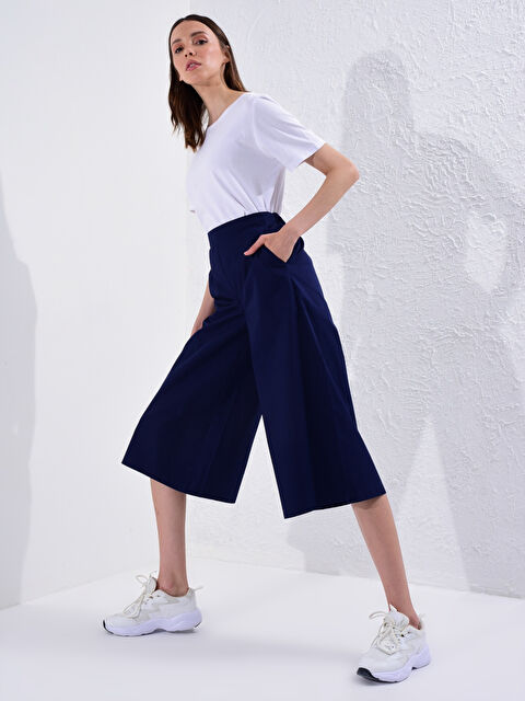 LCW Vision Elastic Waist Loose Leg Capri - 0SU252Z8-CRP