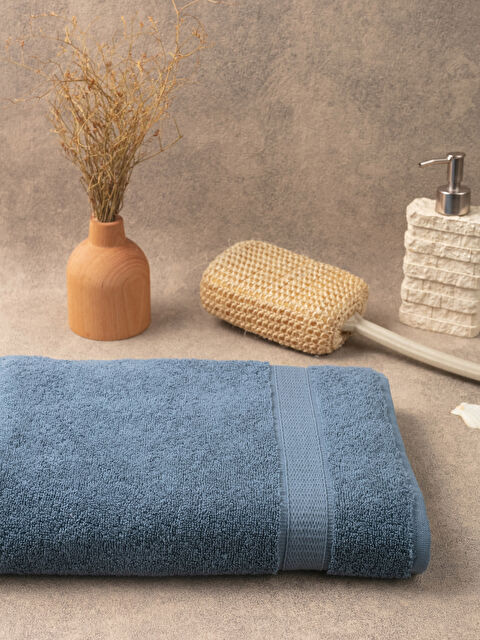 LCW HOME Jacquard Bath Towel 70x140 Cm - S2DS18Z8-H8X