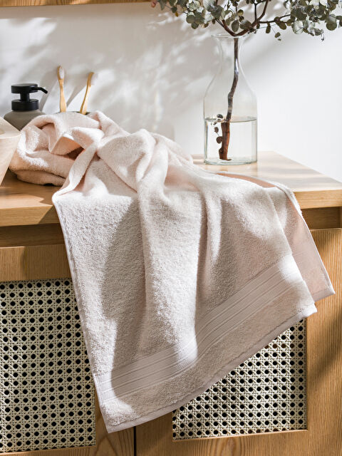 LCW HOME Patterned Cotton Bath Towel 70x140 cm - S4CM04Z8-DDX